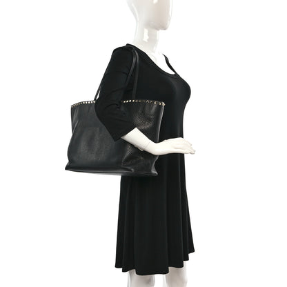 Valentino Garavani Grained Calfskin Rockstud Shoulder Tote Black 2 of 17