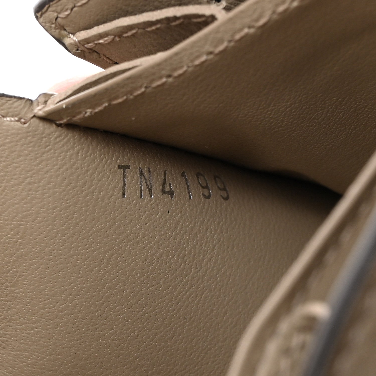 Louis Vuitton Mahina Iris Compact Wallet NM Galet 7 of 9