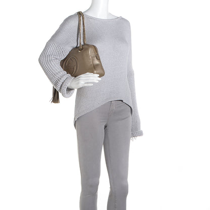 Gucci Metallic Pebbled Calfskin Small Soho Bowler Golden Beige 2 of 9