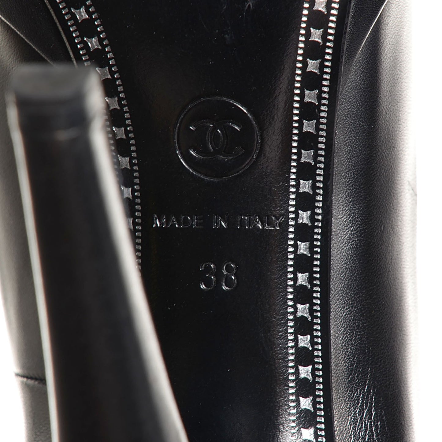 Calfskin Silver Cap Toe CC Pumps 38 Black