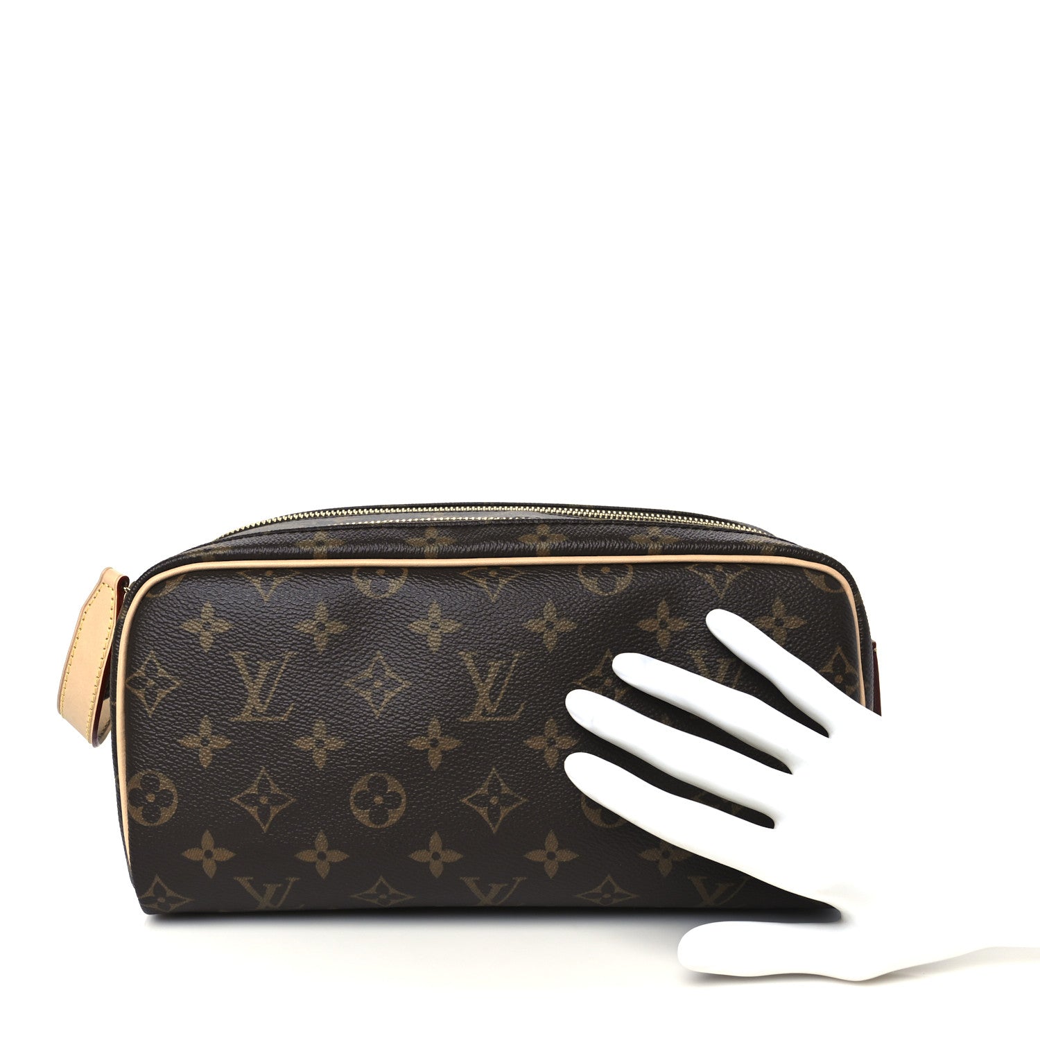 Louis Vuitton Monogram Dopp Kit Toilet Pouch 2 of 8
