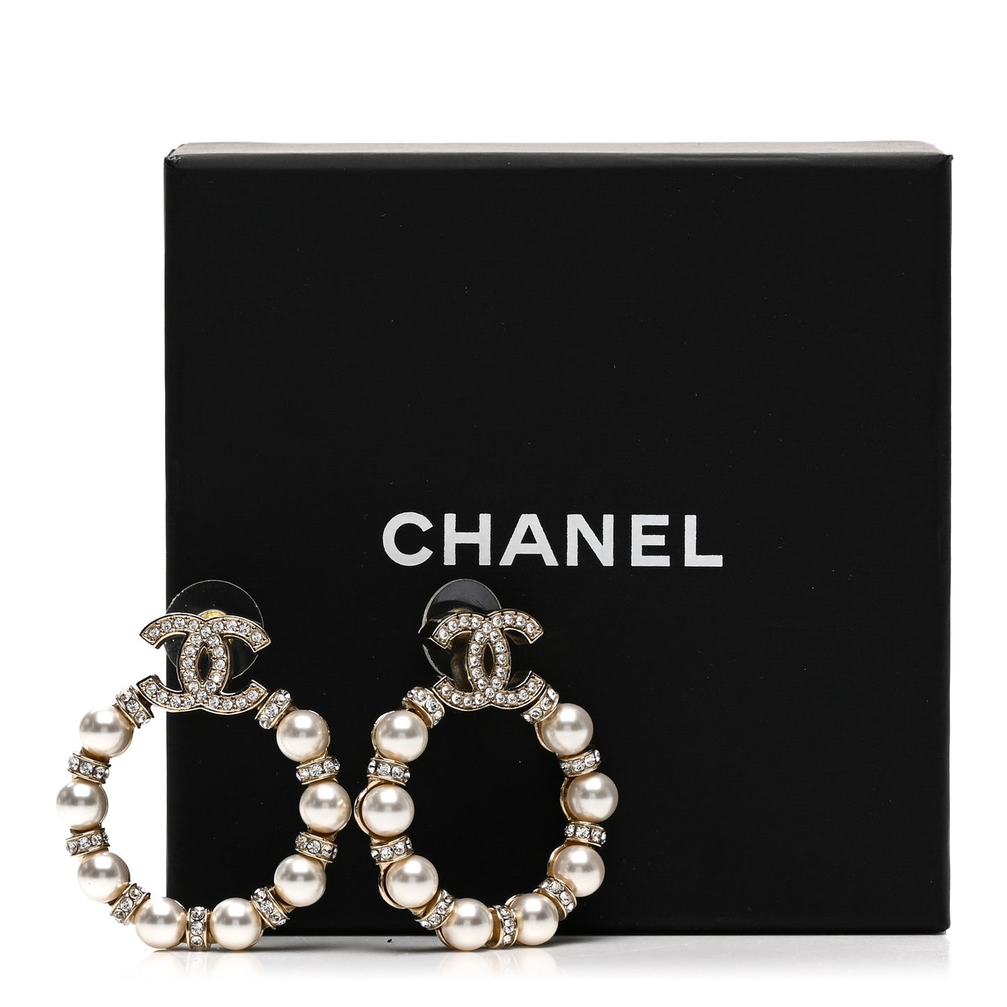 Pearl Crystal Nefertiti CC Drop Earrings Gold