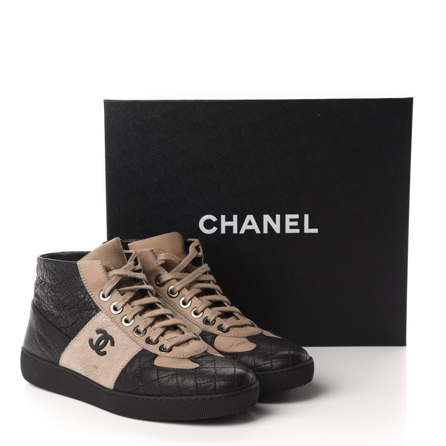 Washed Lambskin Quilted Lace Up CC Sneakers 39.5 Black Beige
