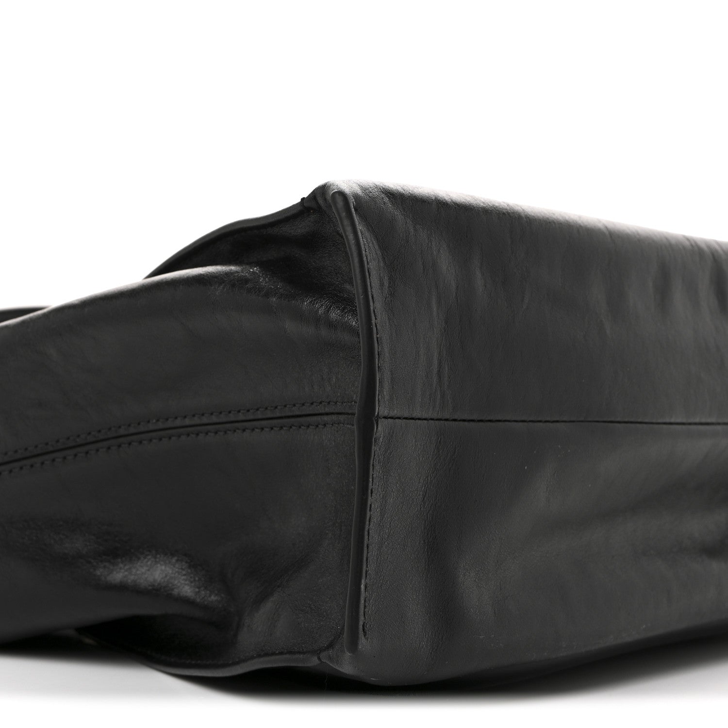 Chloe Natural Shiny Calfskin Large Paraty 24 Bag Black 9 of 13
