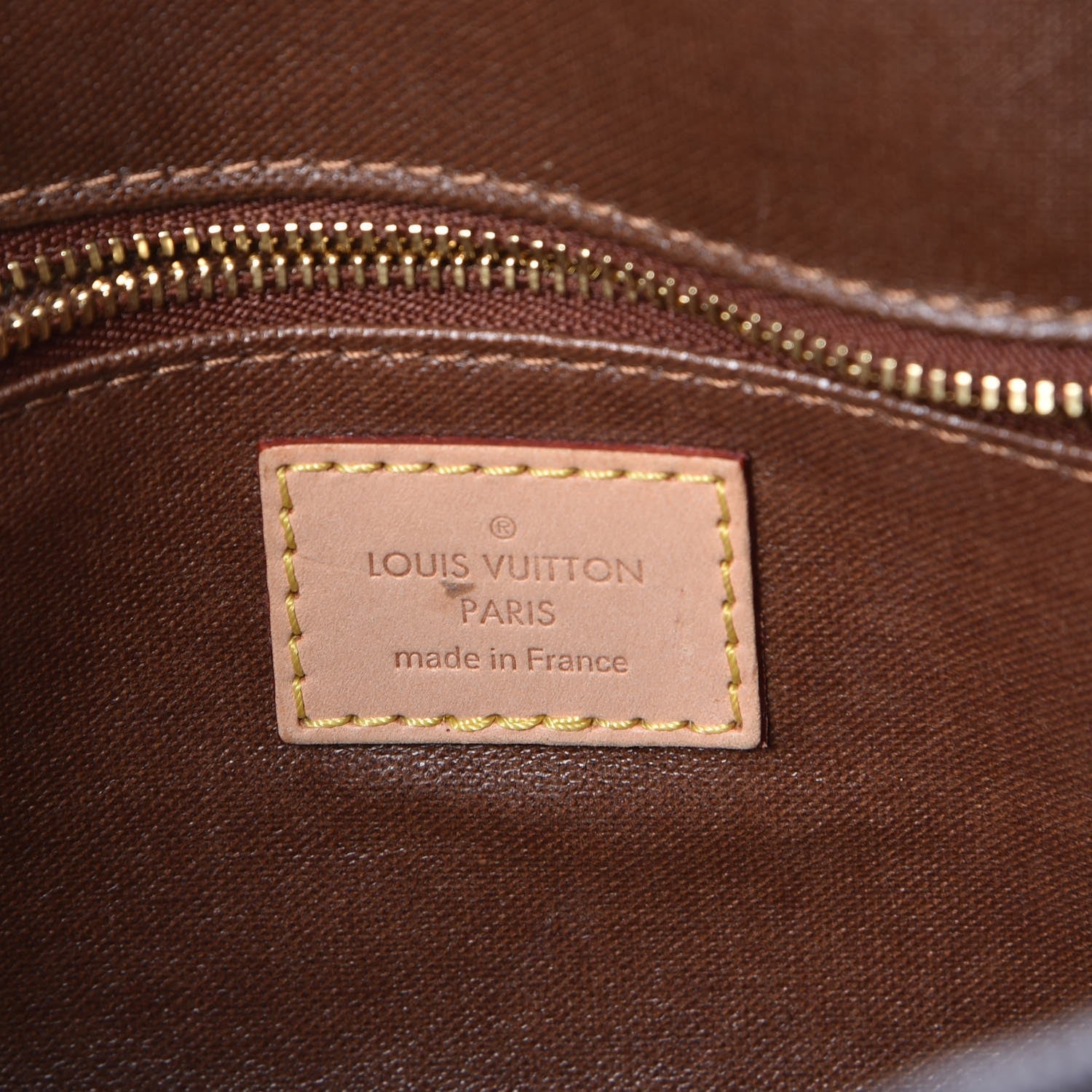 Louis Vuitton Monogram Toiletry Bag 25 6 of 7
