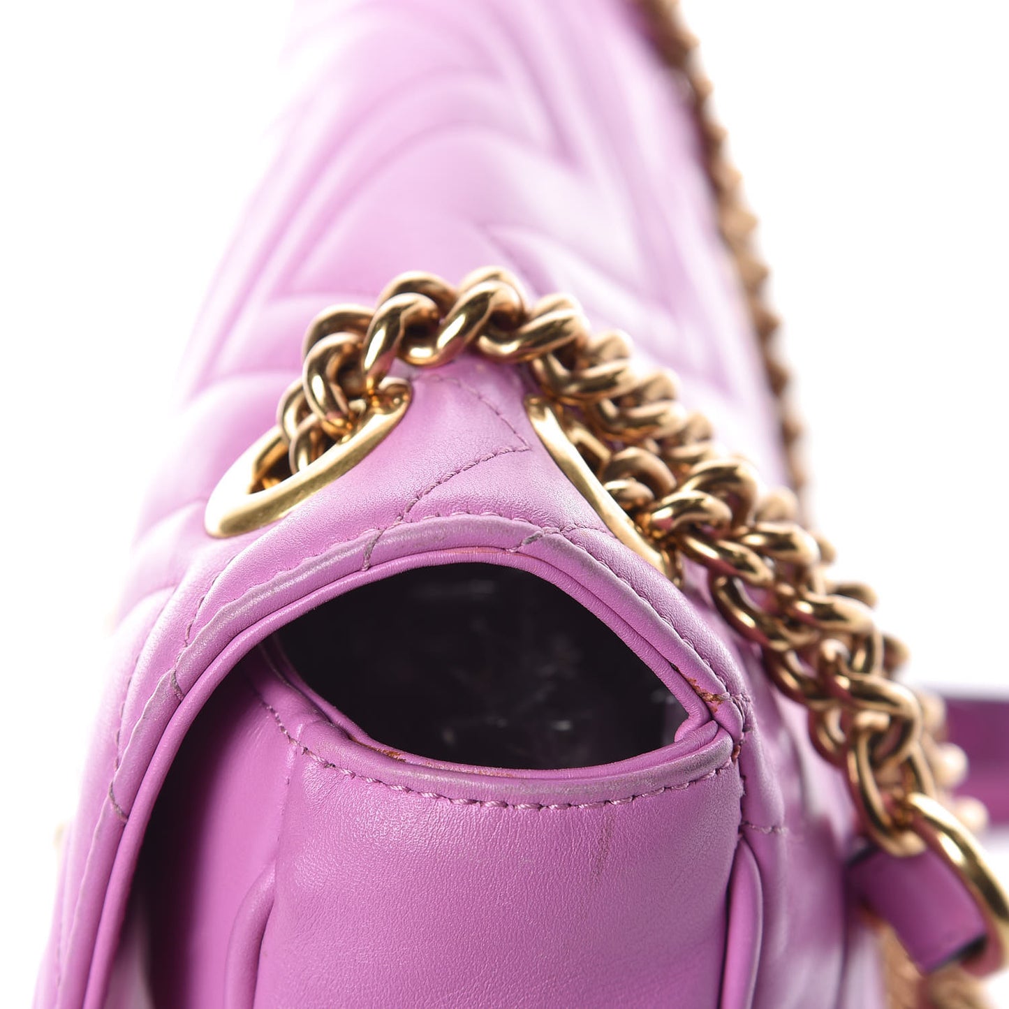 Calfskin Matelasse Medium GG Marmont Shoulder Bag Candy Mousse
