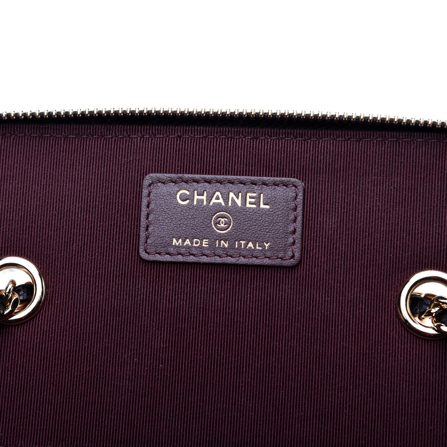 Caviar Quilted Small Vanity Case With Chain Black