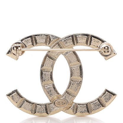 Chanel Studded CC Pin Brooch Gold 3 of 5