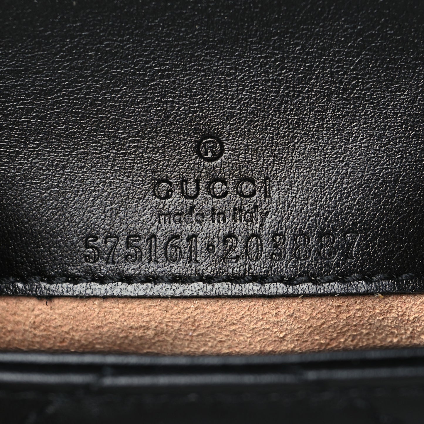 Calfskin Matelasse GG Marmont 2.0 Coin Purse On A Chain Black