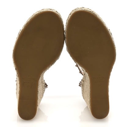 Valentino Garavani Metallic Grained Calfskin Rockstud Crisscross Ankle Strap Espadrille Wedge Sandals 39 Skin Natural 6 of 9
