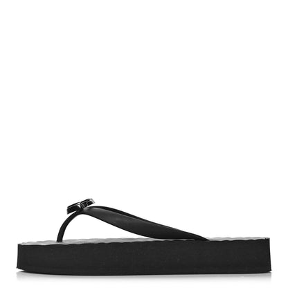 Gucci Rubber Chevron Womens GG Thong Sandals 39 Black 1 of 7
