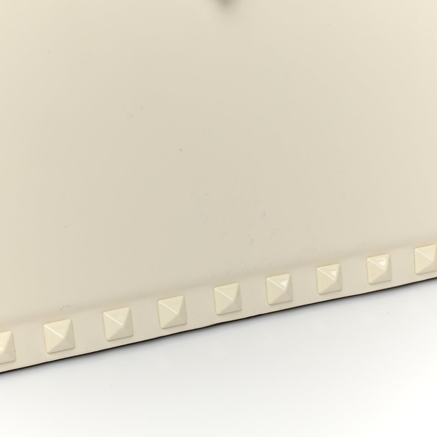 Calfskin Tonal Small Rockstud Top Handle Handbag Ivory