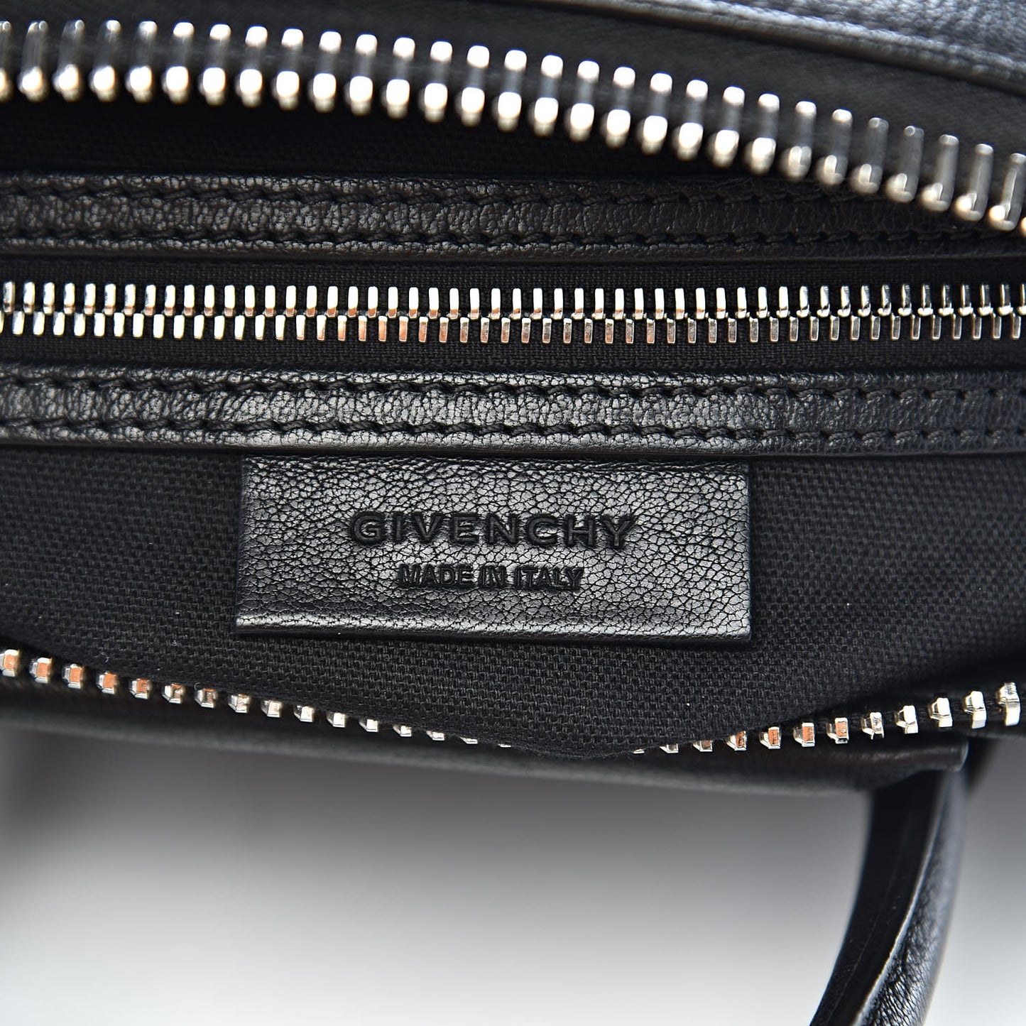 Sugar Goatskin Small Antigona Black