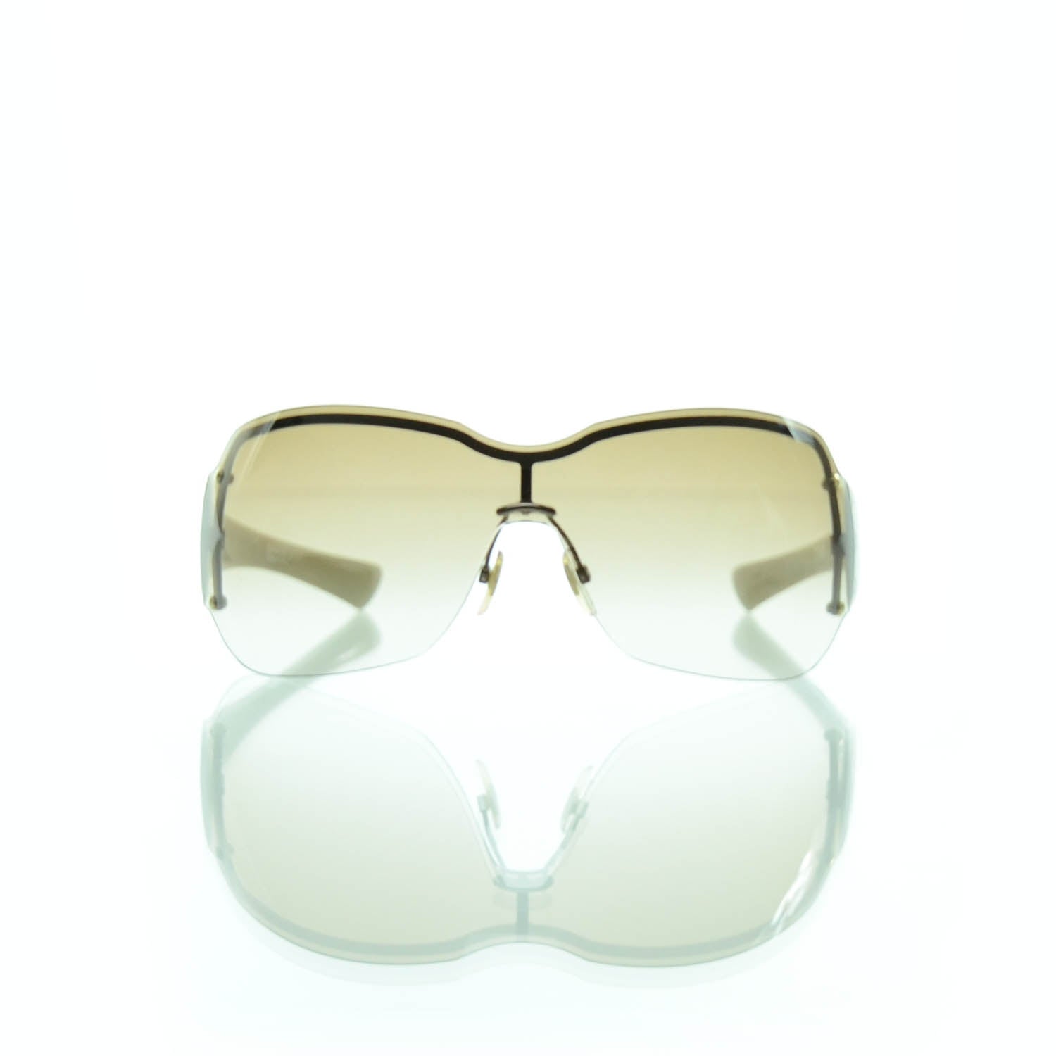 Gucci Monogram Sunglasses w Case 5 of 6