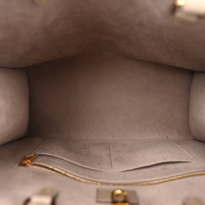 Louis Vuitton Empreinte Monogram Giant Onthego MM Tourterelle Creme 5 of 9