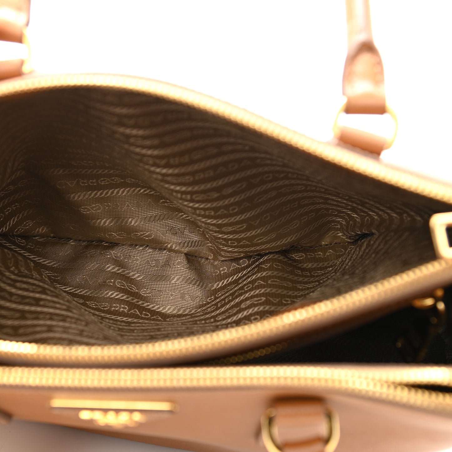 Saffiano Lux Large Galleria Double Zip Tote Caramel