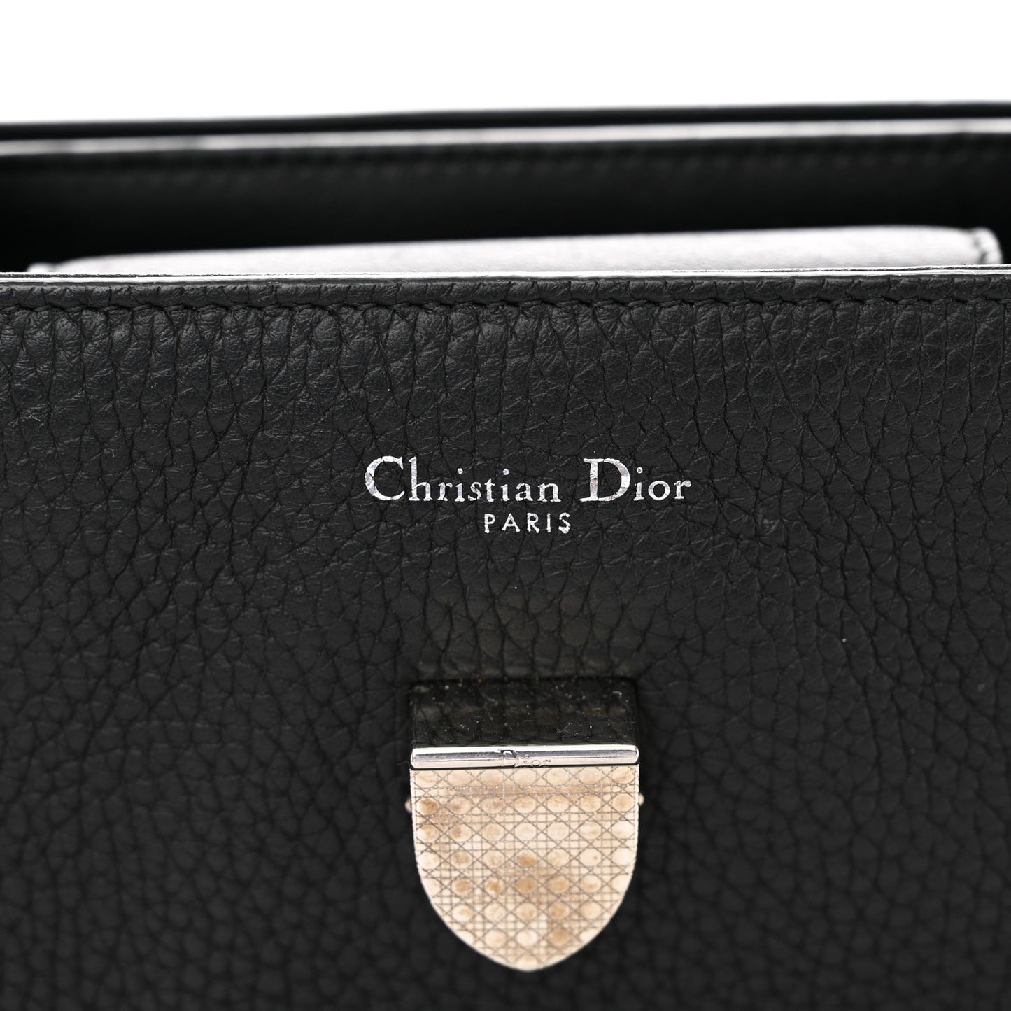 Grained Calfskin Medium Diorever Flap Black