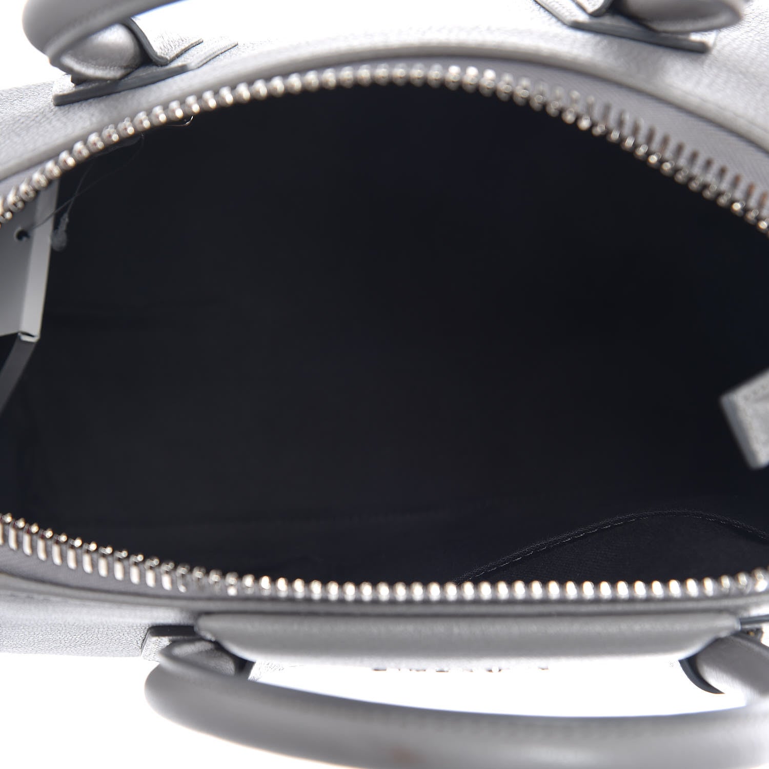 Givenchy Sugar Goatskin Small Antigona Pearl Grey 5 of 11