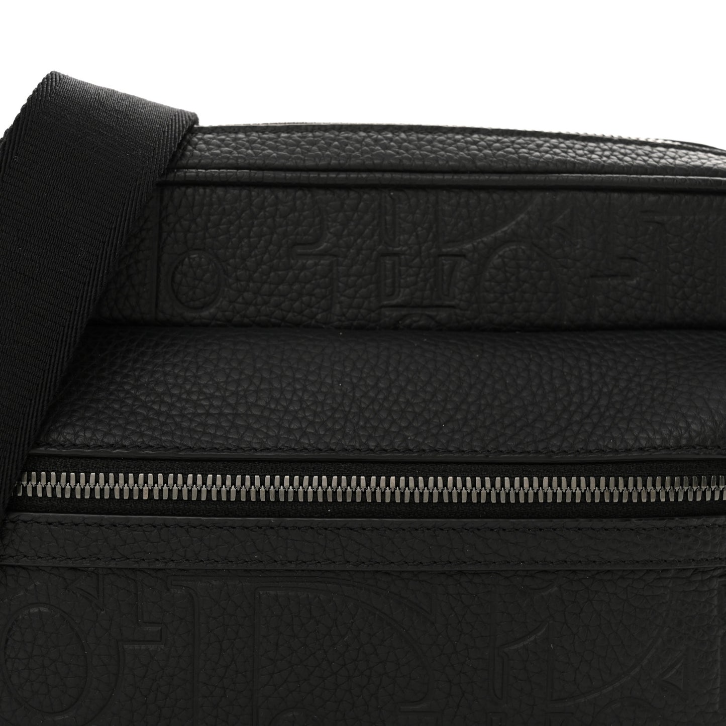 Grained Calfskin Embossed Dior Gravity Rider Zipped 2.0 Messenger Black
