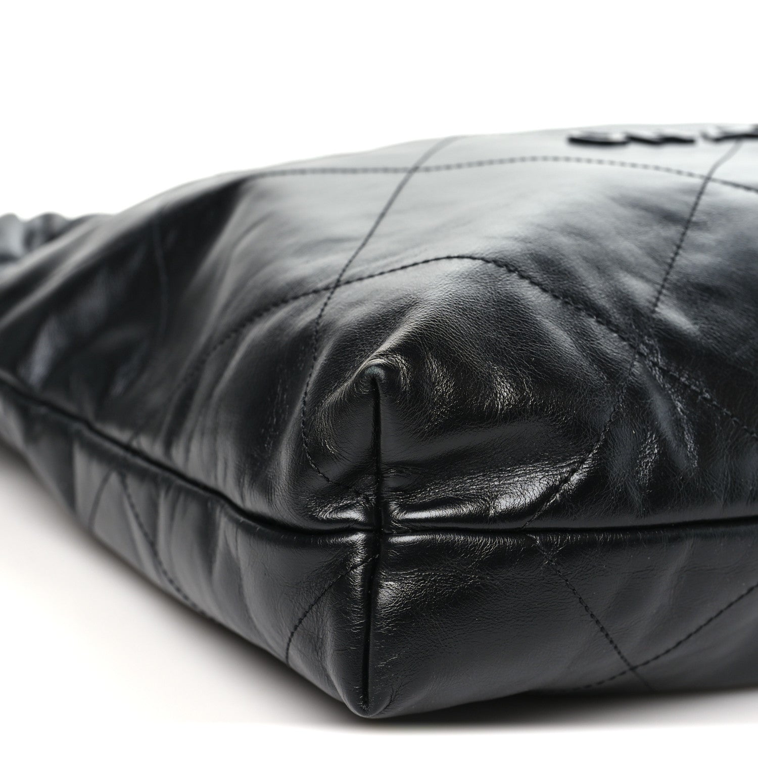 Chanel Shiny Calfskin Quilted Large Chanel 22 So Black 1911634