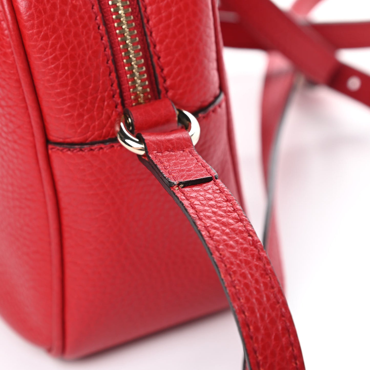 Pebbled Calfskin Small Soho Disco Bag Tabasco Red