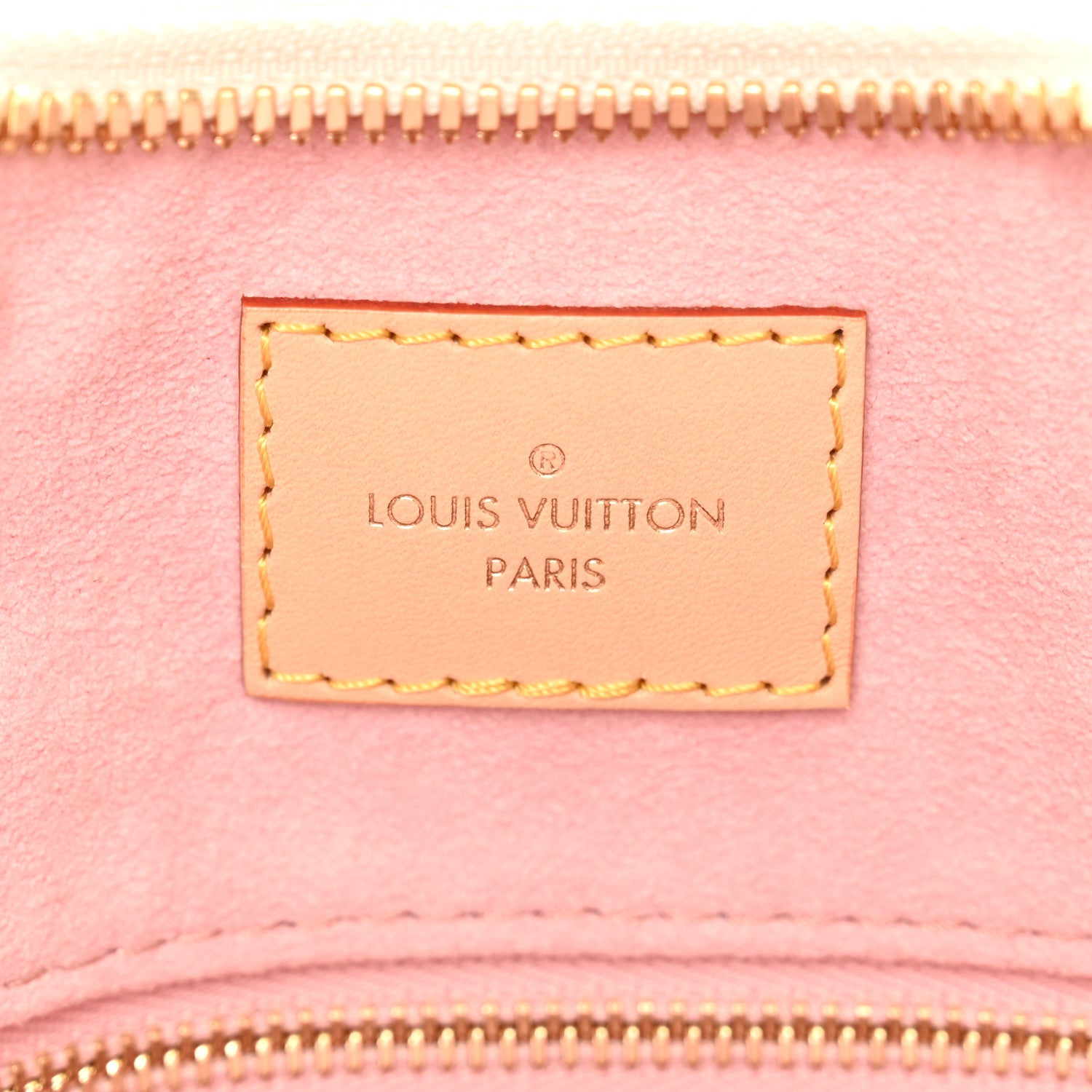 Louis Vuitton Damier Azur Slouchy MM 6 of 9
