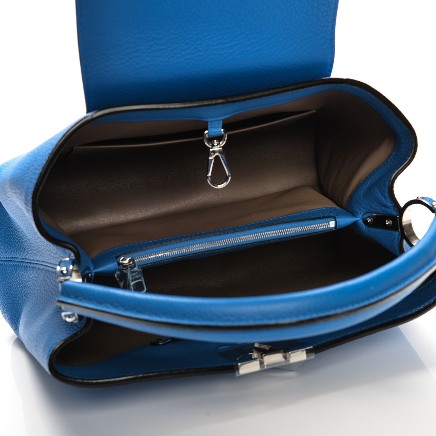 Taurillon Capucines MM Electric Blue