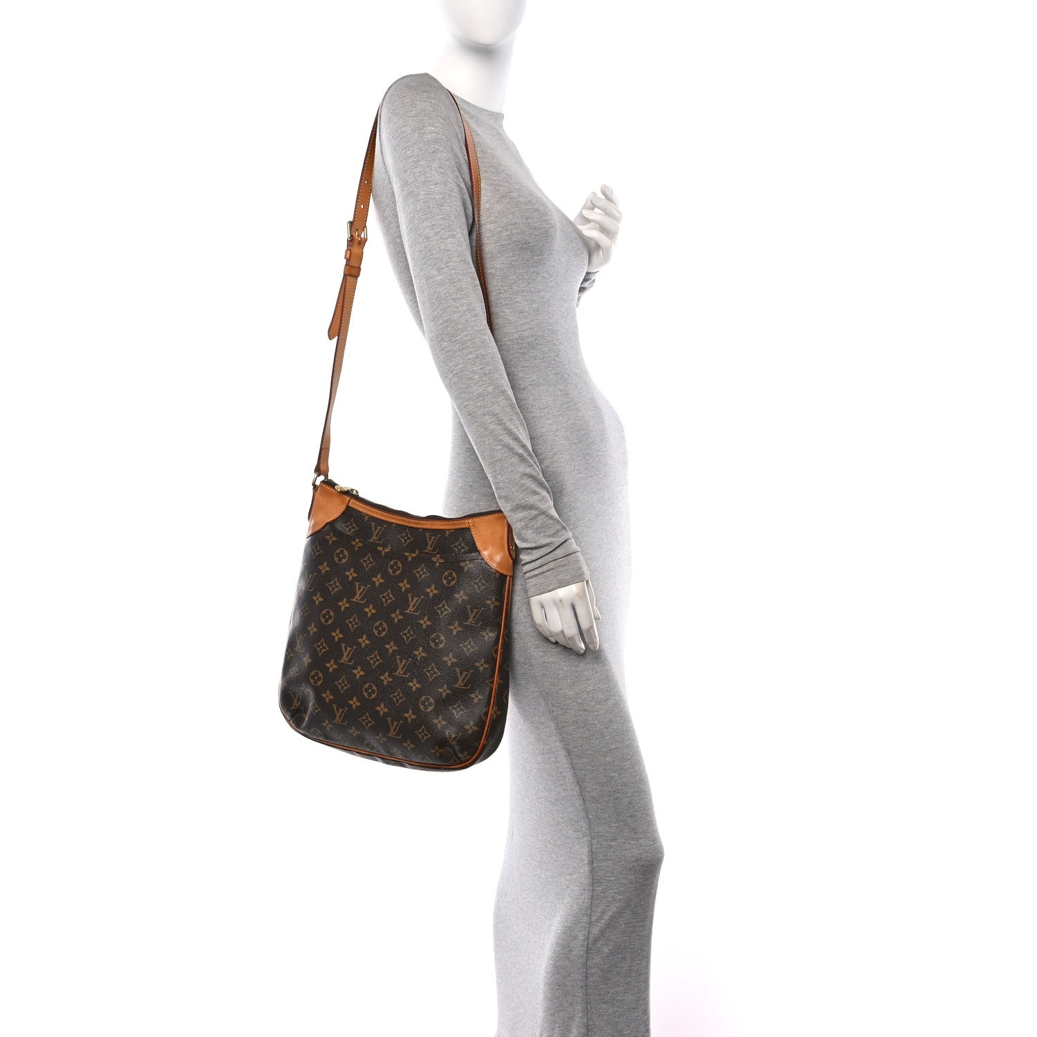 Louis Vuitton Monogram Odeon MM 2 of 10