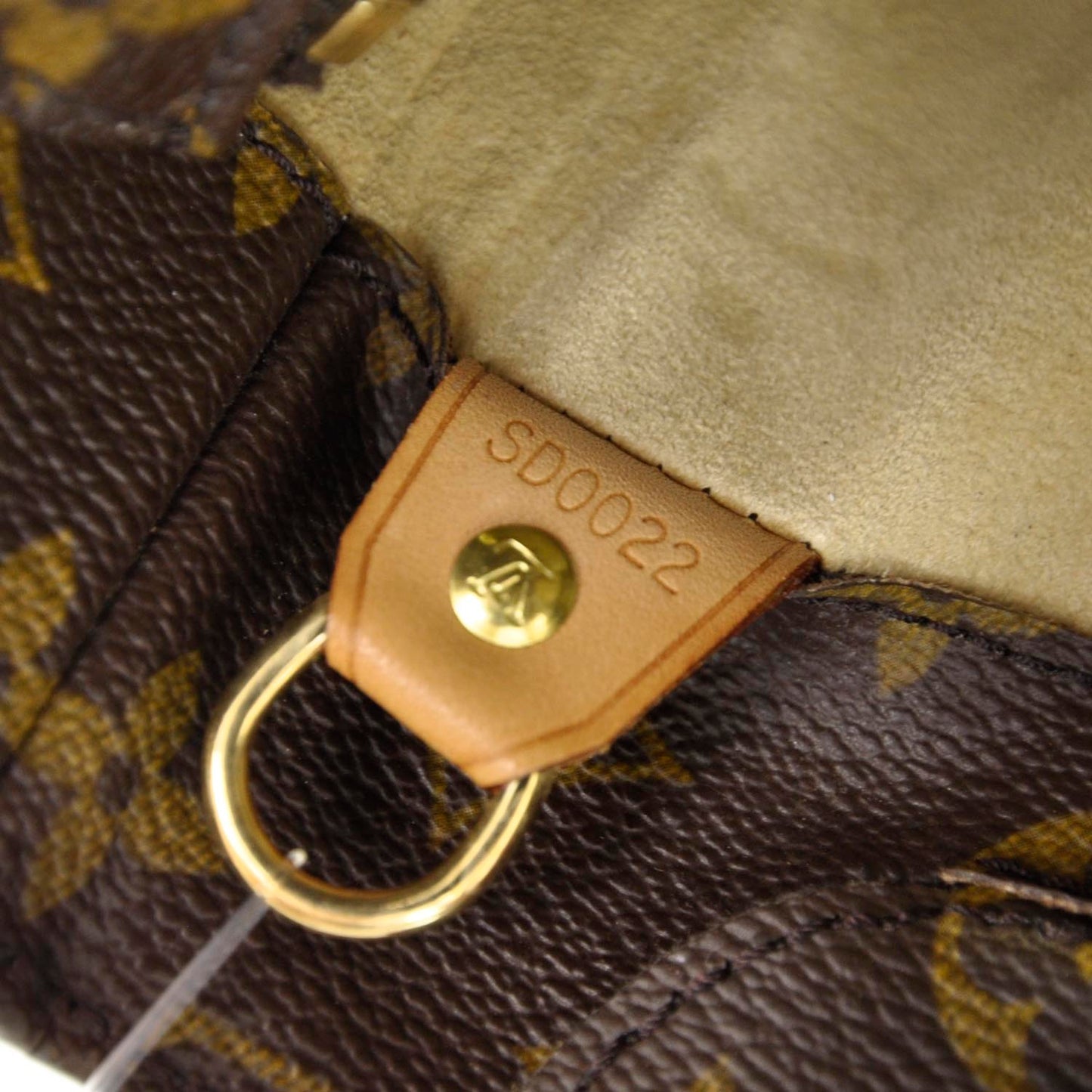 Monogram Luco