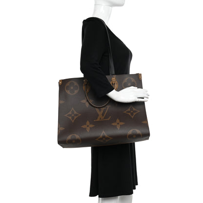 Louis Vuitton Reverse Monogram Giant Onthego GM 2 of 10