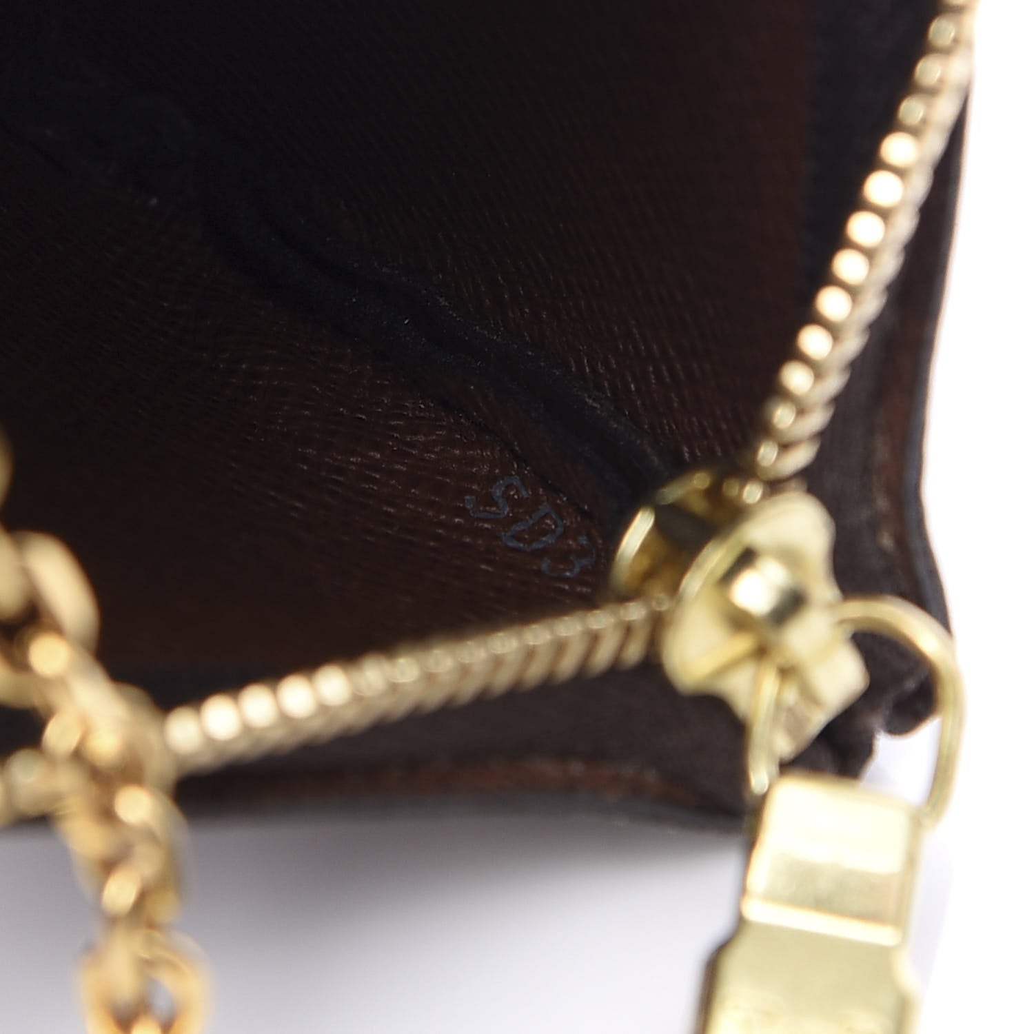 Louis Vuitton Monogram Key Pouch 6 of 7