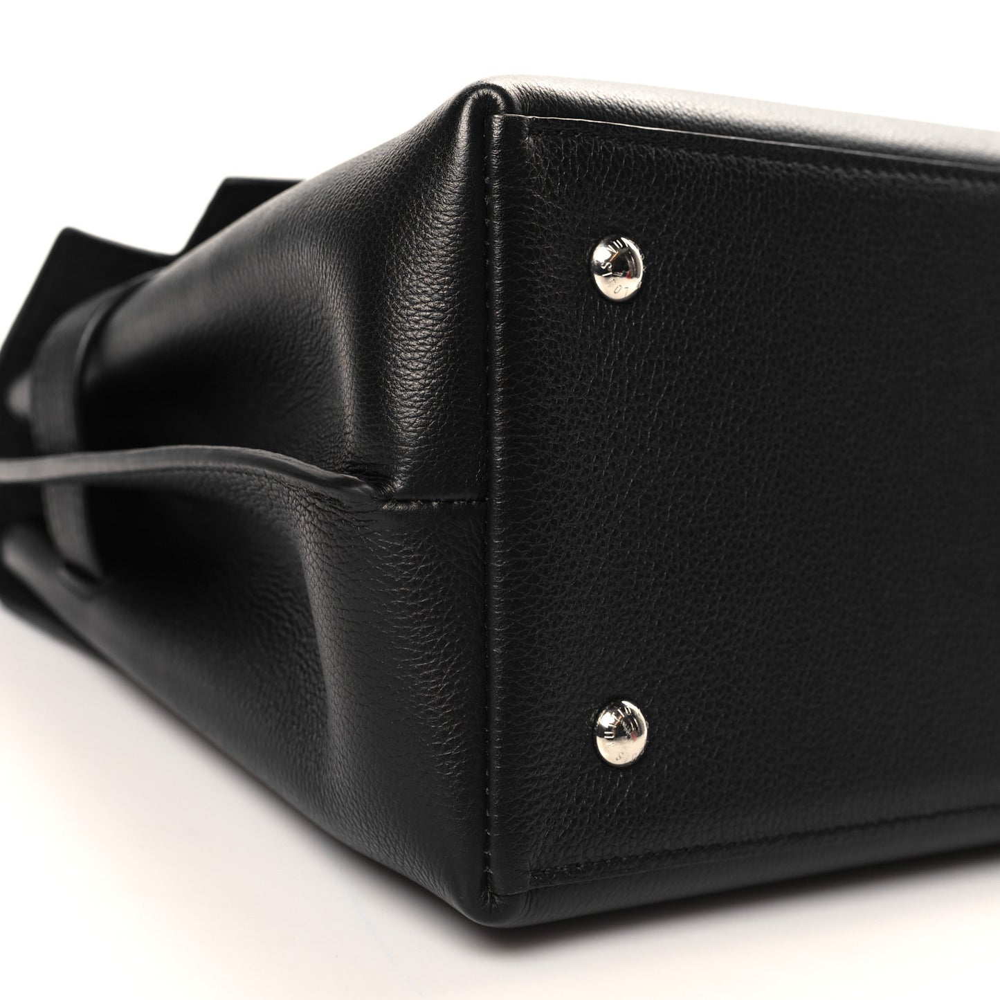 Soft Calfskin Lockme Ever MM Black