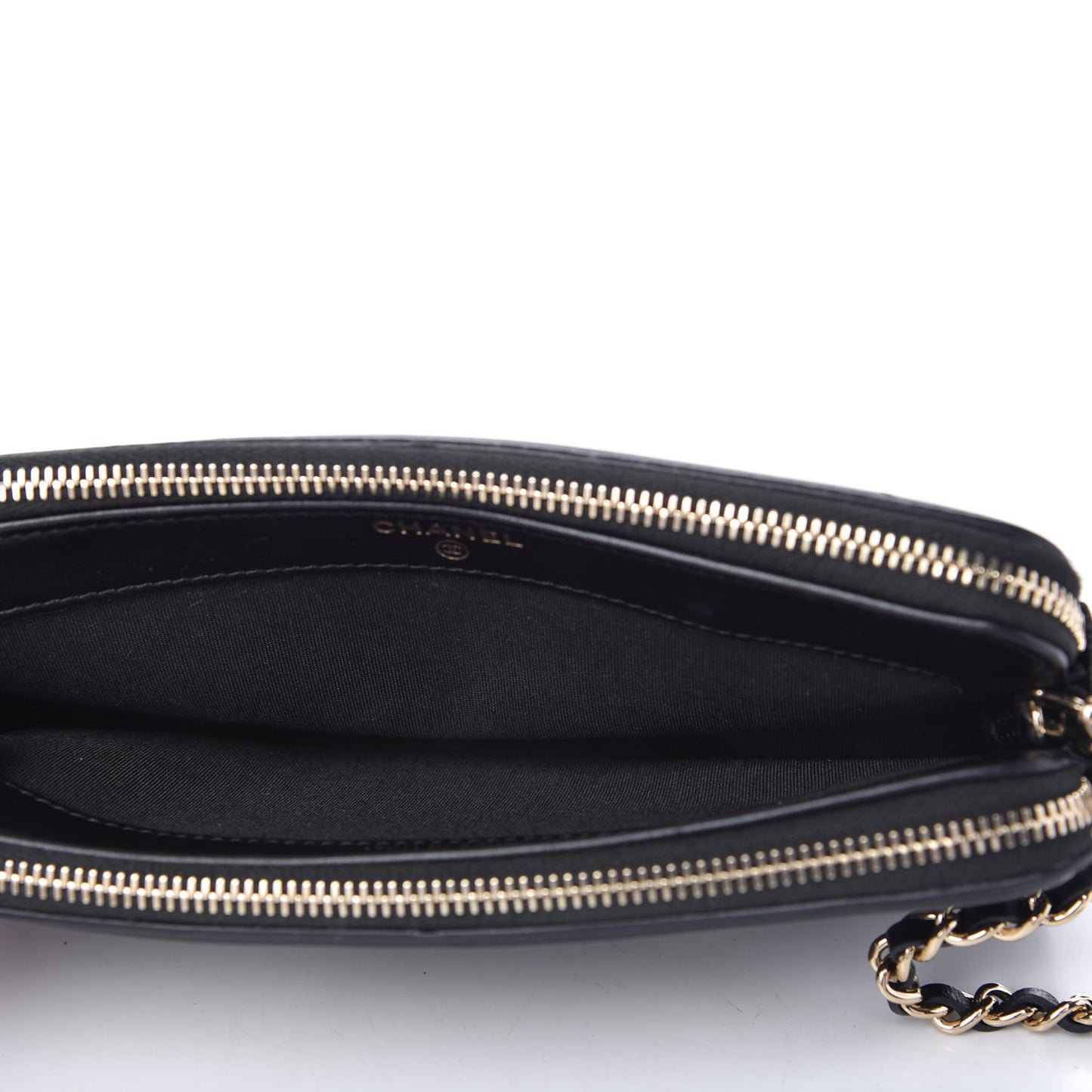 Caviar Quilted CC Filigree Clutch With Chain Black