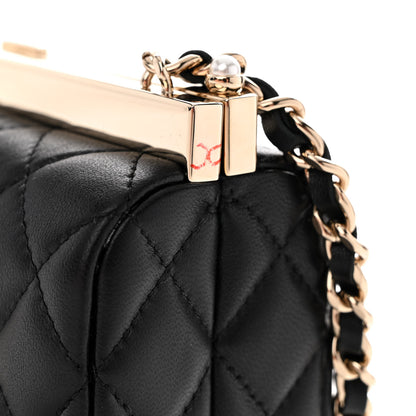 Chanel Lambskin Quilted Pearl CC Vanity Case Black 11 of 12