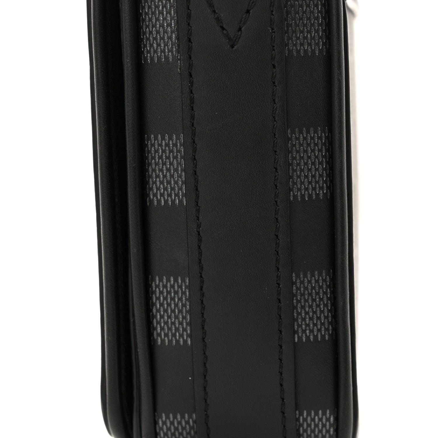 Louis Vuitton Damier Infini 3D Studio Messenger 12 of 13