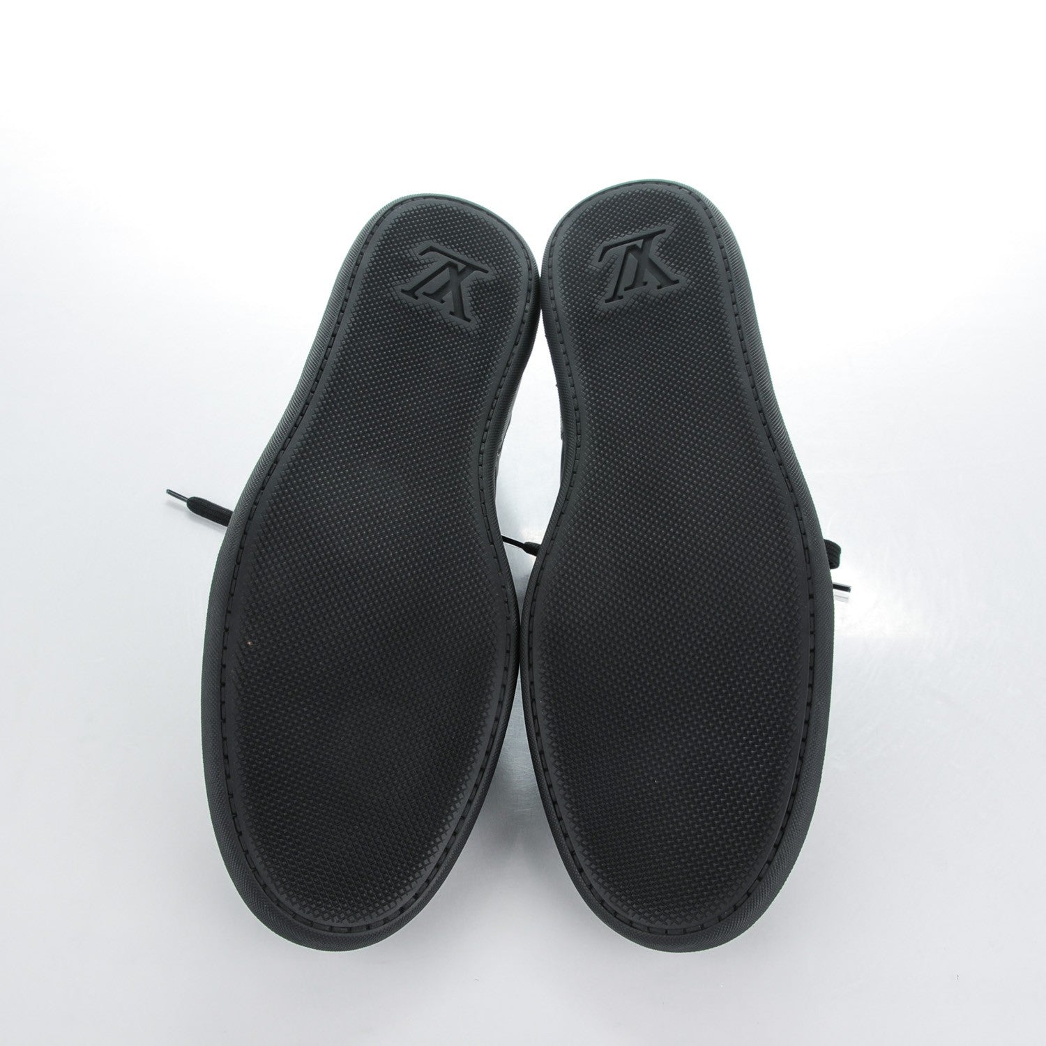 Louis Vuitton Calfskin Nylon Pulse Sneakers 9.5 Black 6 of 10