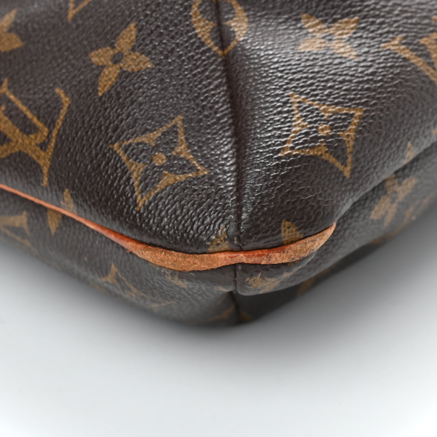 Louis Vuitton Monogram Musette GM 7 of 15