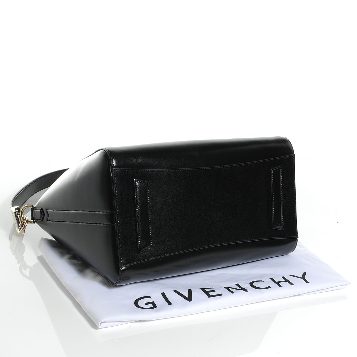 Shiny Lord Calfskin Medium Antigona Black