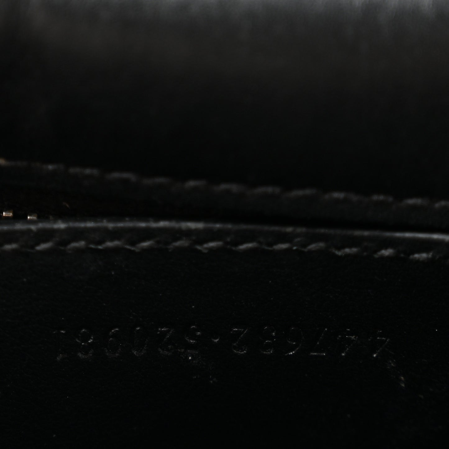 Calfskin Matelasse Monochrome Small GG Marmont Chain Shoulder Bag Black