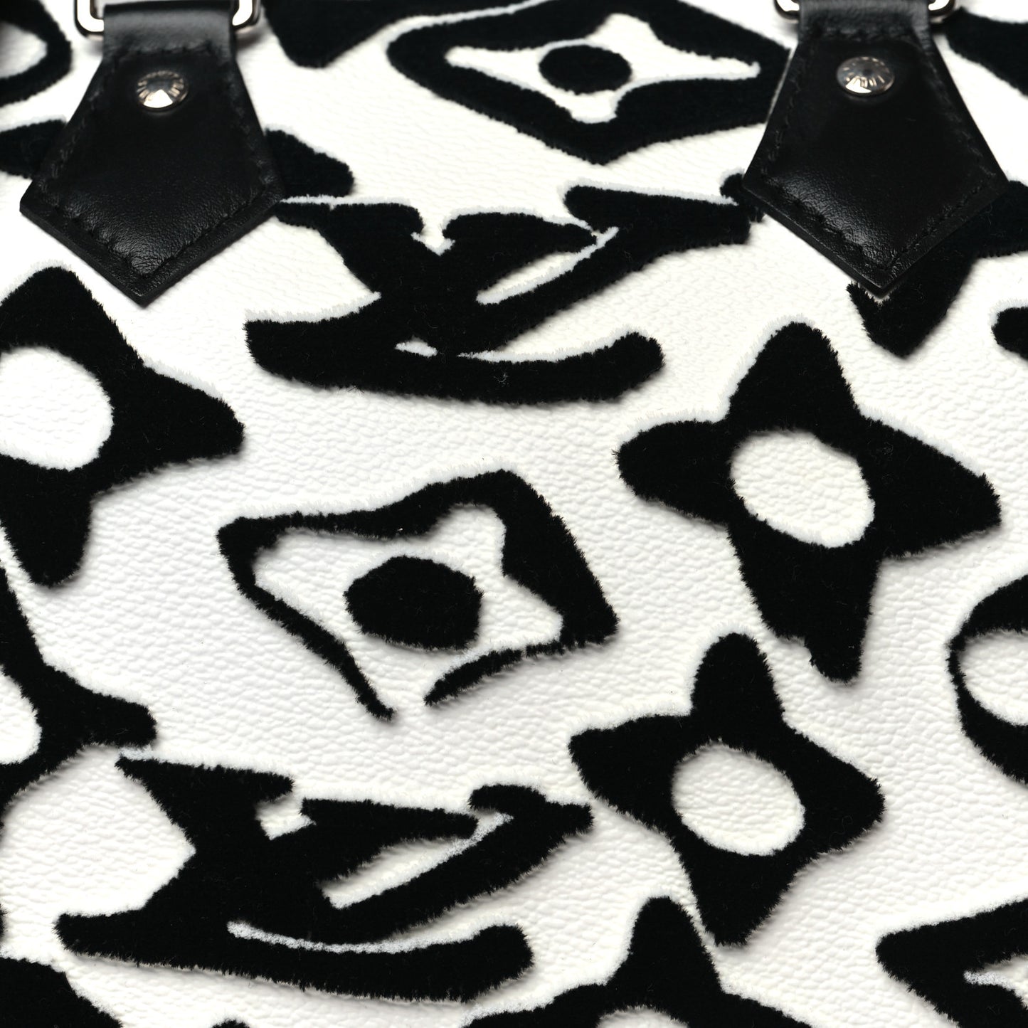 X UF Tufted Monogram Speedy Bandouliere 25 White Black