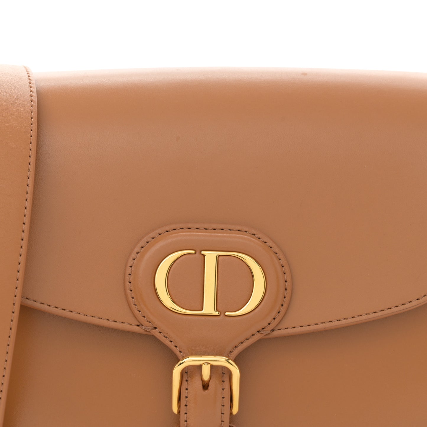 Box Calfskin Medium Bobby Flap Camel