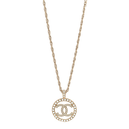Chanel Pearl CC Round Pendant Necklace Gold 1 of 5