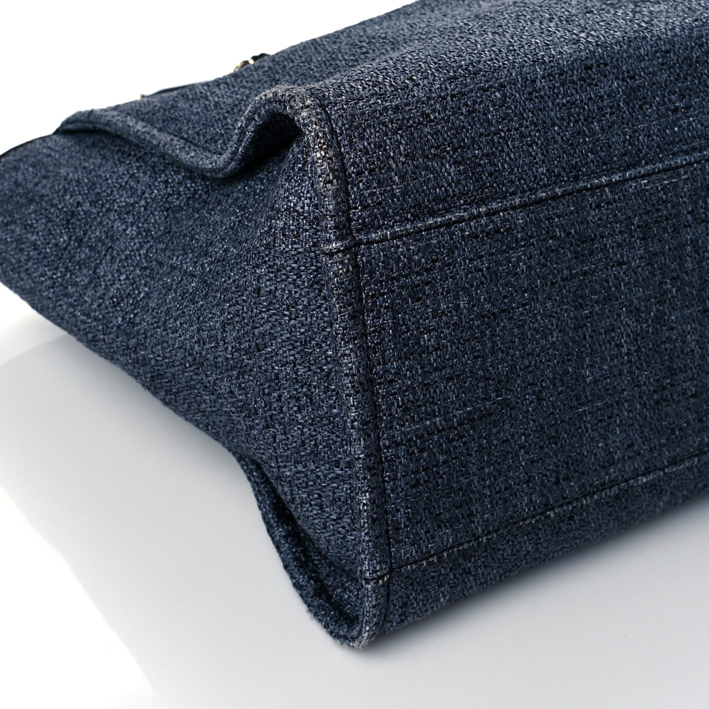Lurex Boucle Medium Deauville Tote Blue