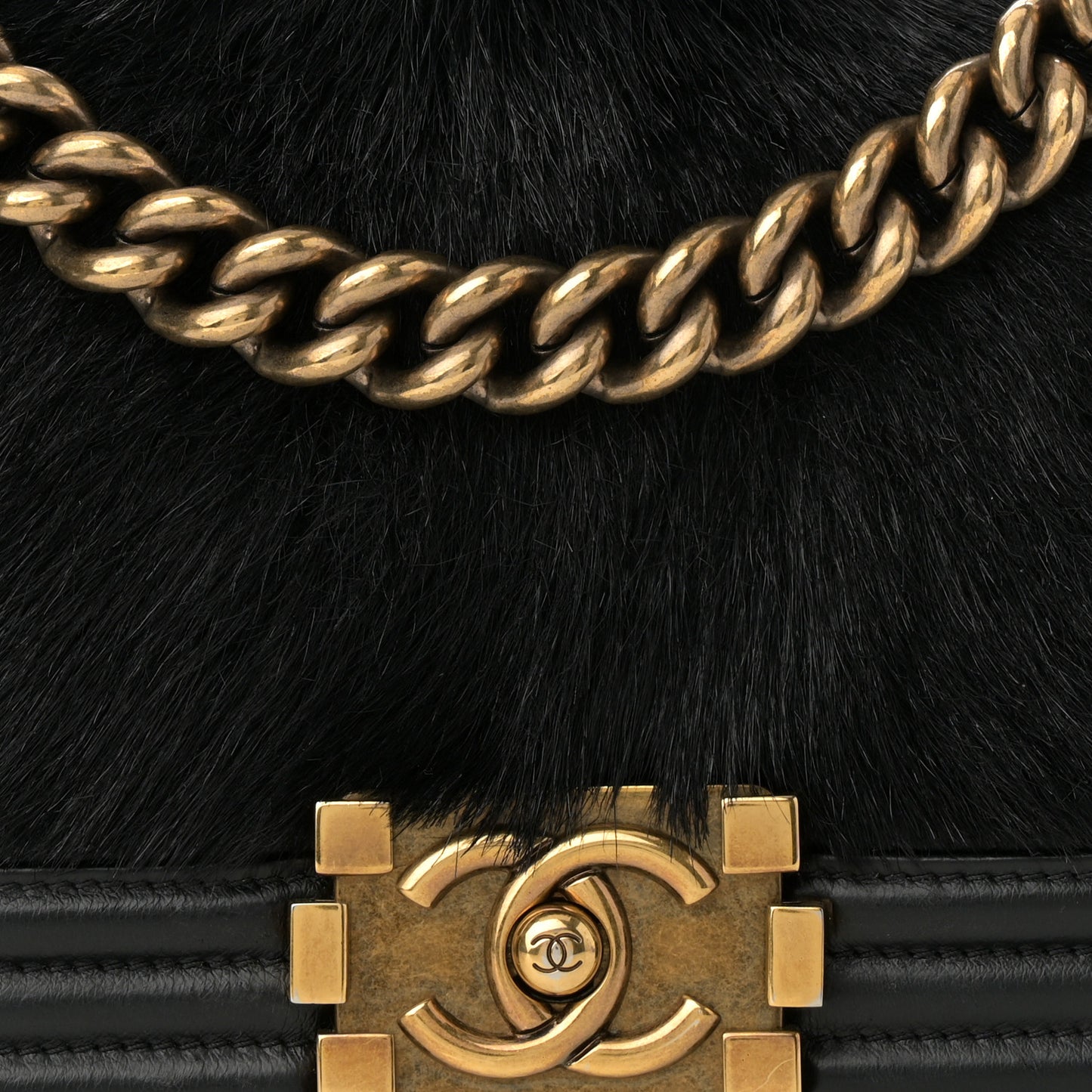 Goat Hair Small Celtic Boy Flap Black
