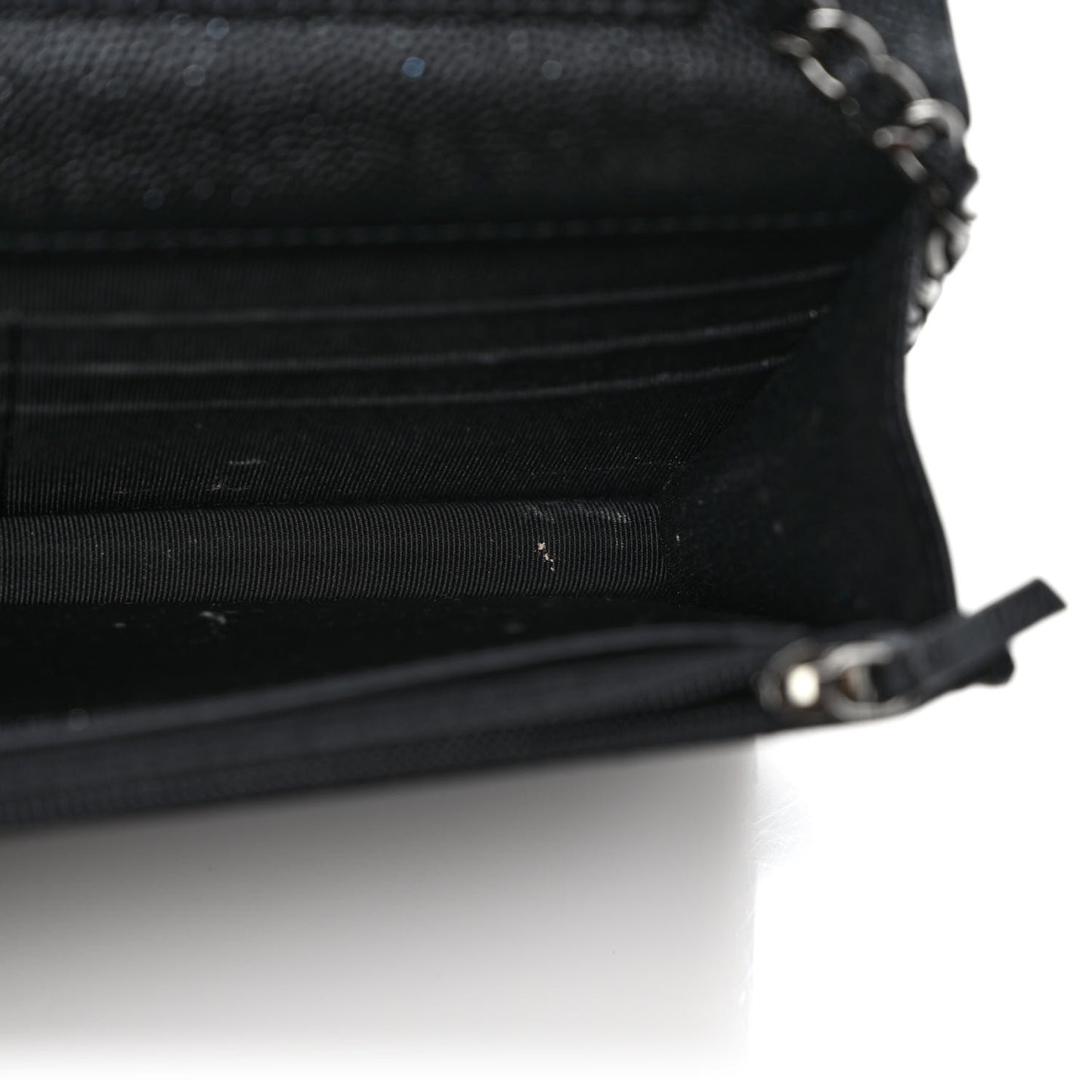 Iridescent Caviar Quilted Wallet on Chain WOC Black