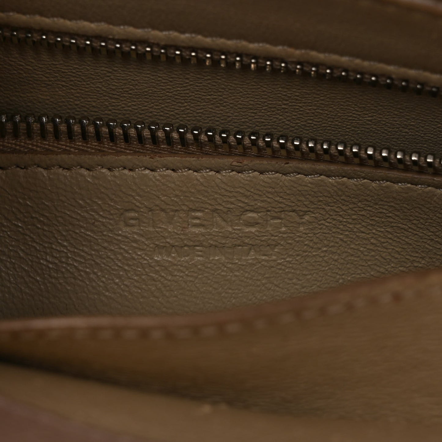 Grained Calfskin Small Horizon Satchel Beige