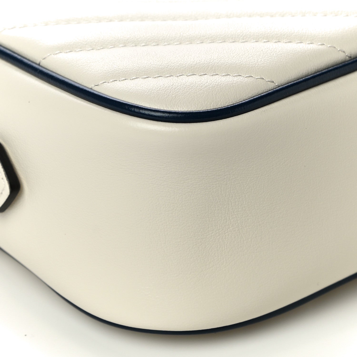 Gucci Vintage Effect Calfskin Matelasse Diagonal Small Torchon GG Marmont Chain Shoulder Bag Mystic White Blue Agata 10 of 11