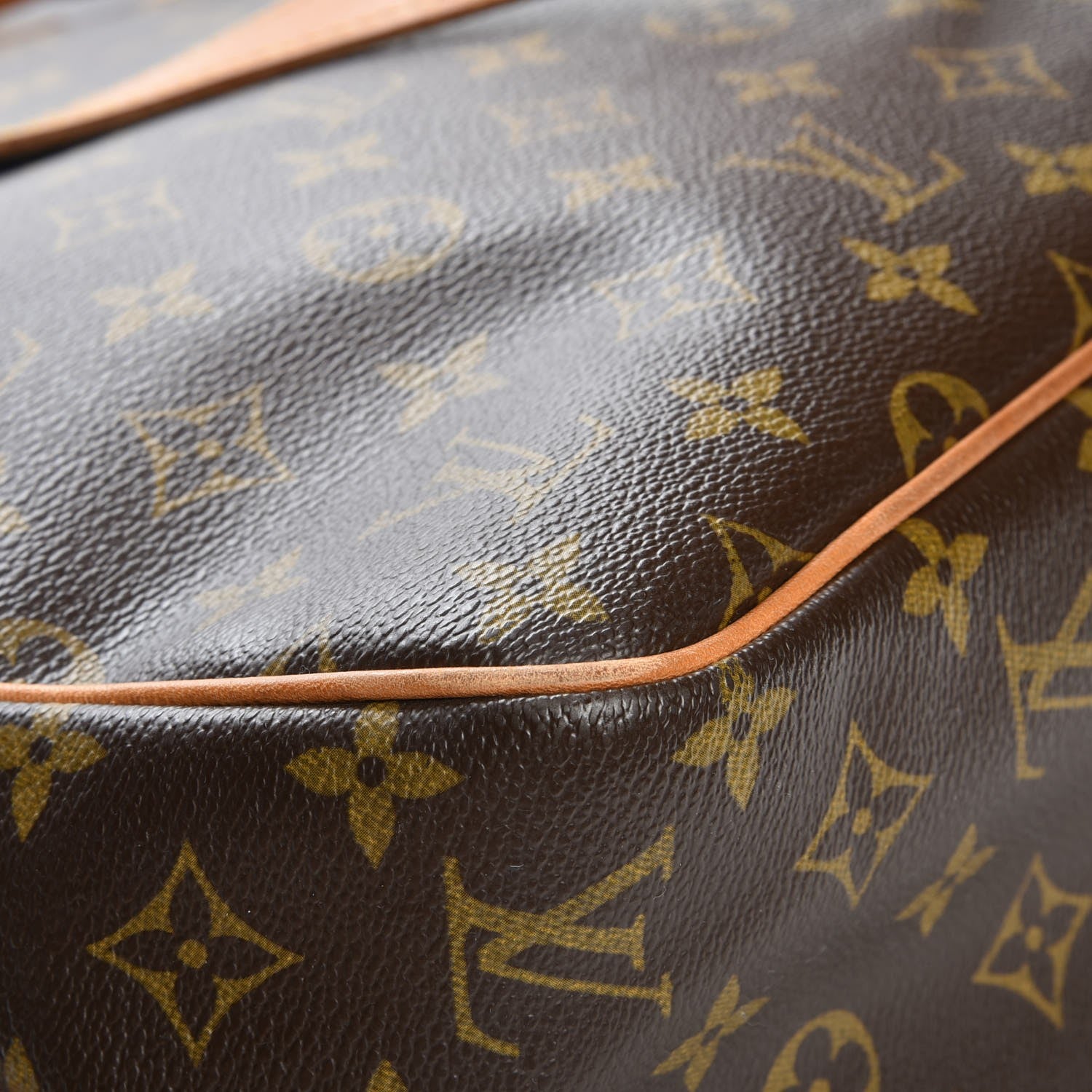 Louis Vuitton Monogram Batignolles Vertical 11 of 12
