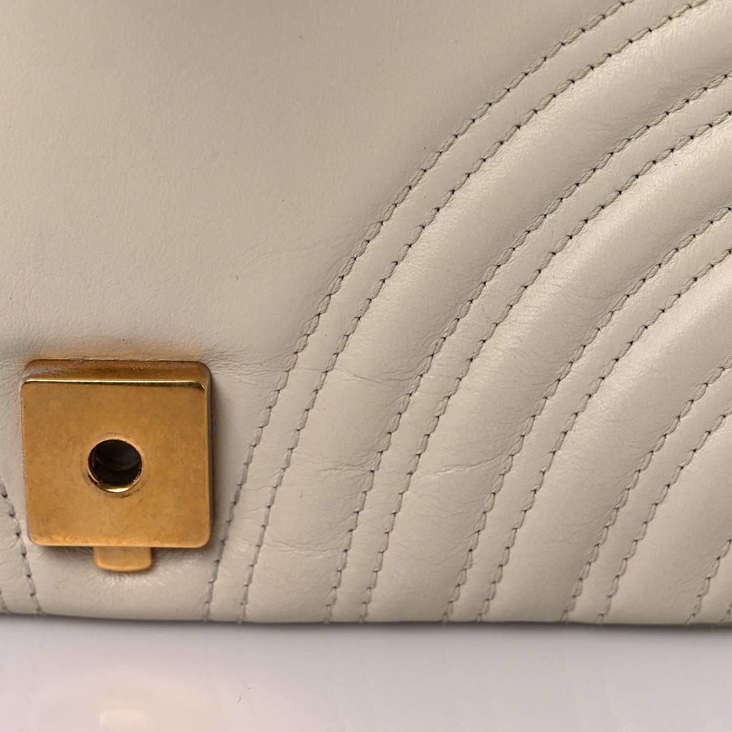 Gucci Calfskin Matelasse Small GG Marmont Shoulder Bag White 14 of 19