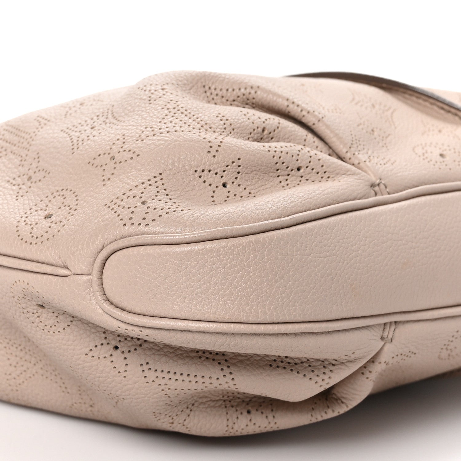Louis Vuitton Mahina Selene PM Sandy 8 of 11
